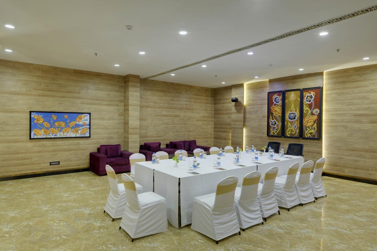 Mayfair Waves Puri Kültér fotó